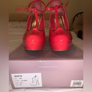 Gently used Bakers Maryse platform high heels. Size 7 Coral color.